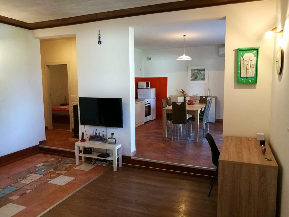 Casa Val Madorso Lägenhet Peroj Exteriör bild